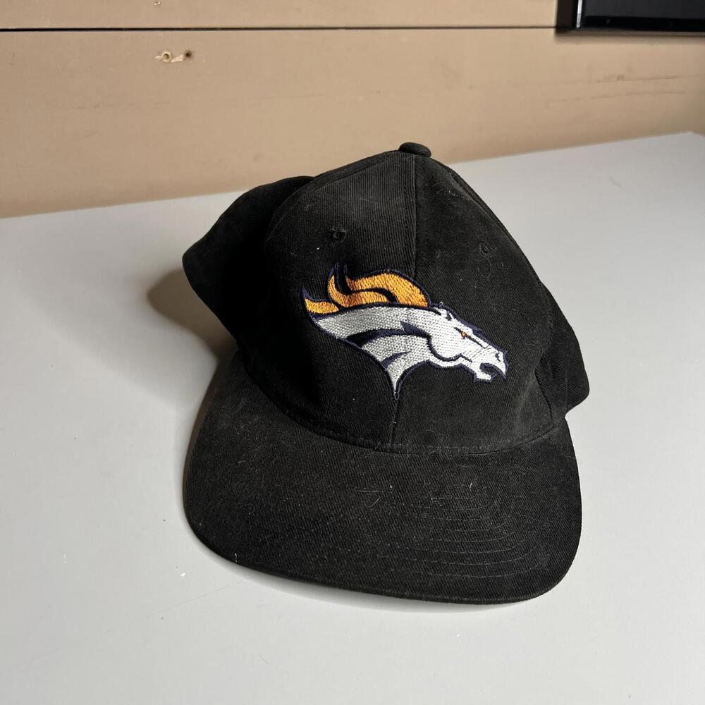Vintage Denver Broncos Hat Cap Snap‎ Back Mens One Size NFL Football Starter